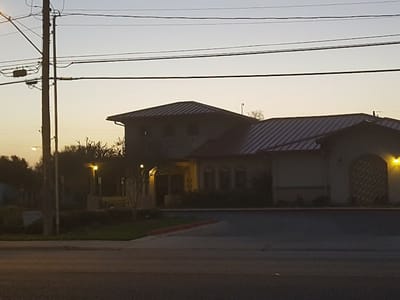 Dr. Don B Ruhnke DDS