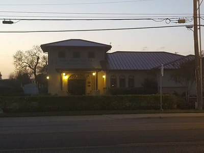 Dr. Don B Ruhnke DDS