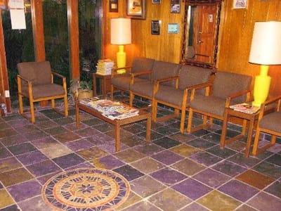 Dr. Douglas H. Reams, DDS