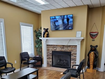 Dr Jeff Wallace, DDS, PLLC