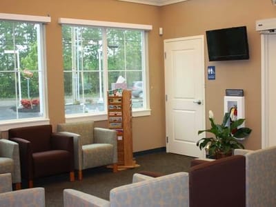 Dr. Joshua D. Howard, DMD