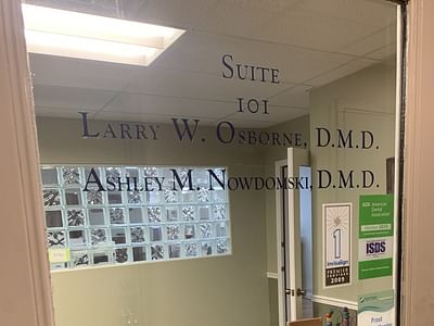 Dr Larry Osborne DMD