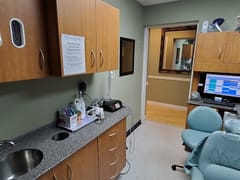 Dr. Leonardo Moya: Family Dentistry from the Heart