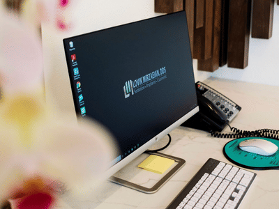 Dr. Lovik Mirzaeian DDS