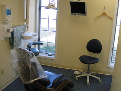 Dr. Matt G. VanderMolen