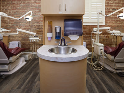 Dr. Q Dental - Monrovia Dentist