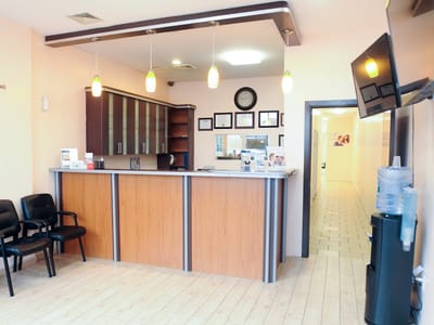 Dr.Rafael Lakhchakov DDS | Cosmetic Dentist 11418 | Dental Office