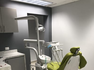 Dr. Ricky González López (Especialista en Root Canal)