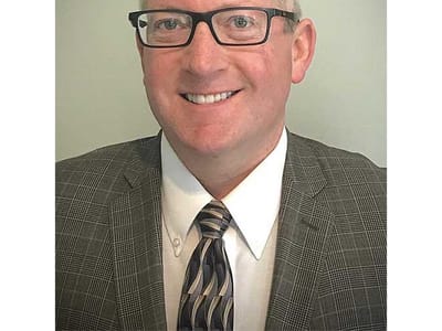 Dr Robert R. DesRoches Jr., DDS – Maple Street Family Dentistry