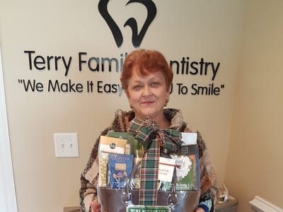 Dr. Ronald E Terry DDS