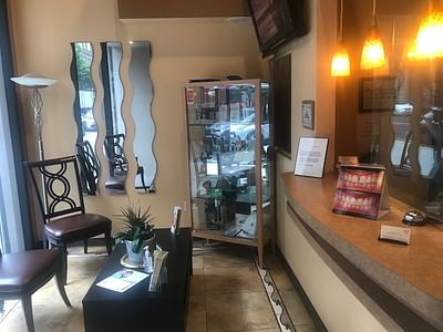 Dr. Sam Lavi Cosmetic and Implant Dentistry