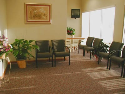 Dr. Stephanie Gruenes - Center For Cosmetic Dentistry