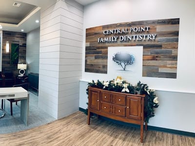 Dr. Steve Nelson: Central Point Family Dentistry