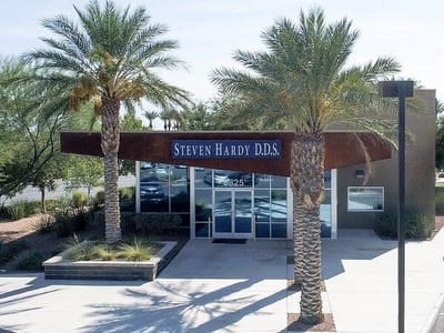 Dr. Steven L. Hardy, DDS