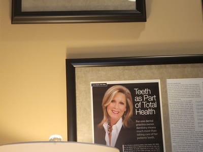 Dr. Susan Maples, DDS