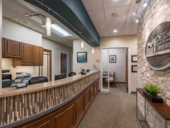 Dr. Tom Family & Cosmetic Dentistry