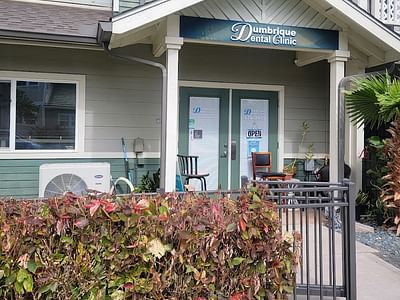 Dumbrique Dental Clinic