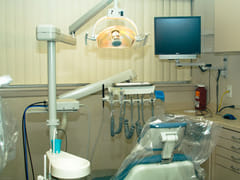 Dumont Dentist: Dr. Herbert Schneider, Dr. Rachel Jacobs, & Dr. Uri Schneider