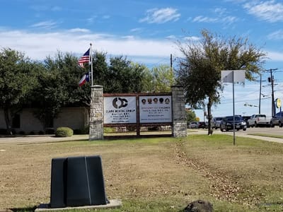 Family And Cosmetic Dentistry