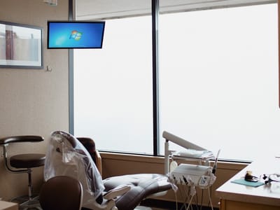 Fluegge Family Dentistry: Matthew W Fluegge, DDS