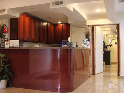 Forever Smiles - Dr. Avraham Rambod, Dentist in Flushing