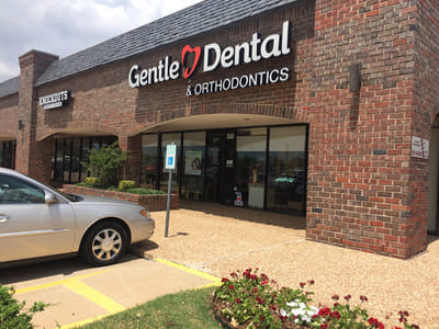 Gentle Dental Courtyard Plaza