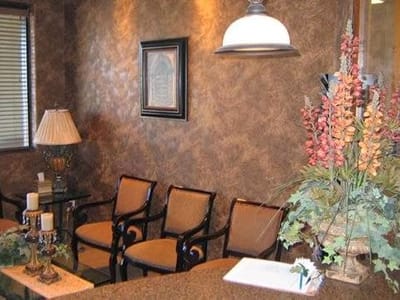 Gentle Family Dentist Avondale and Dental Implants