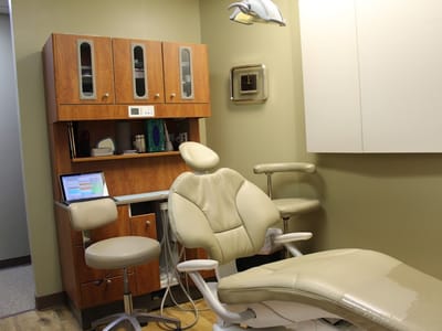 Gladstone Family Dentistry