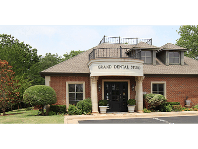Grand Dental Studio