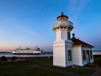 Harbour Pointe Dentistry, Dr. A. Van Wong, DDS