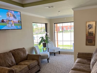 Hardwood Forest Dentistry