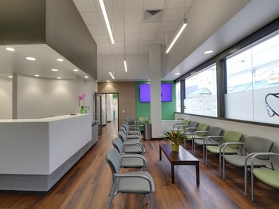 Hawaii Family Dental - Queen Kaahumanu Center