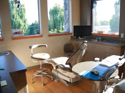 Hymas Family Dental: Chet A. Hymas, DMD