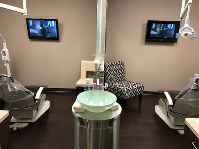 Ideal Dental Midway Crossing