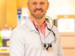 Island Smiles Dental Care: Eric Stanley DMD