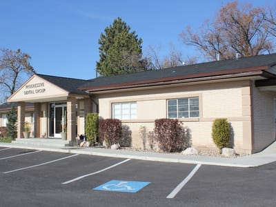 iSmile Kaysville Implants and Surgical Center