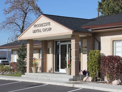 iSmile Kaysville Implants and Surgical Center