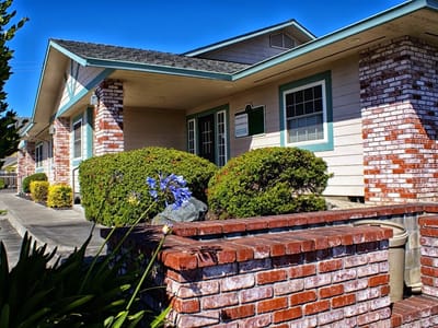 Jones & Hindbaugh Dental