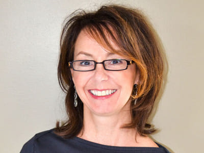 Julie L Stante, DDS - Cosmetic & Family Dentistry