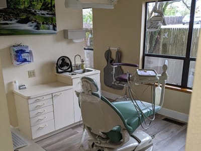 Kaur Family Dentistry - Plymouth