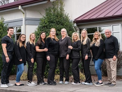 Knoxville Cosmetic Dentistry - Dr Harold S. Silber & Dr. David Howe