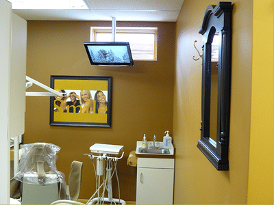 Lakes Dental Care