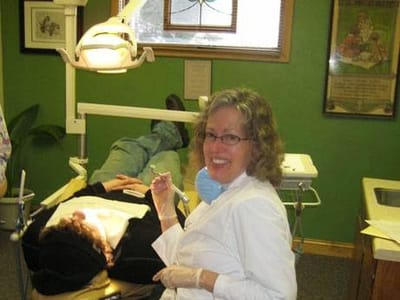 Lakes Dental Clinic