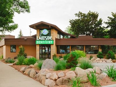 Lakeside Dentistry