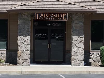 Lakeside Dentistry