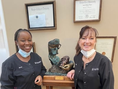 Las Colinas Dental Group