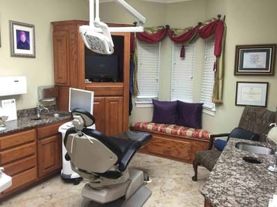 Life Smiles of Owasso, Dr. Heng Lim