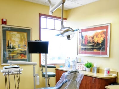 Light Dental Studios of Renton East Valley