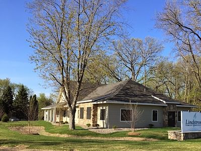 Lindstrom Family Dentistry