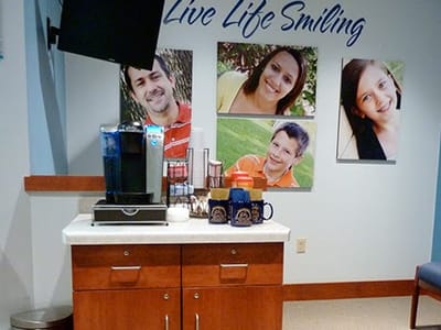 Live Life Smiling Family Dentistry - Appleton